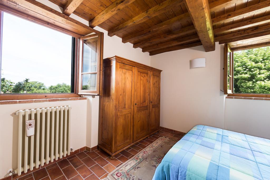 קורטונה Casale Vacanze Il Granaio חדר תמונה